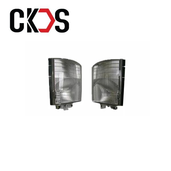 角ランプの三菱FUSO身体部分の2010年はゆっくりと駆けていく