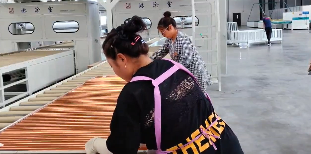 Custom Fully Automatic Production Line 1300mm SPC Panel Laminating Press Machine