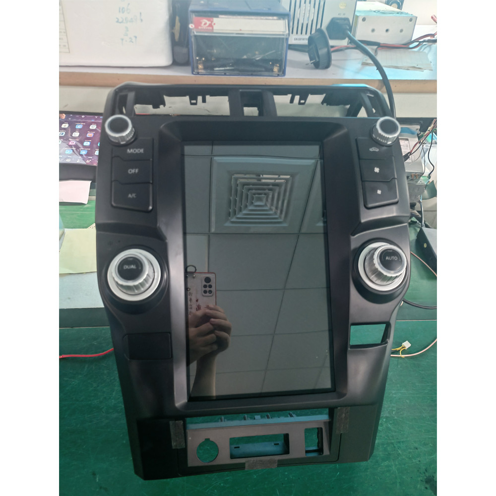 Toyota 4Runner 2010-2023 Автомобильная мультимедия 13,6 дюйма Вертикальный экран с Carplay GPS
