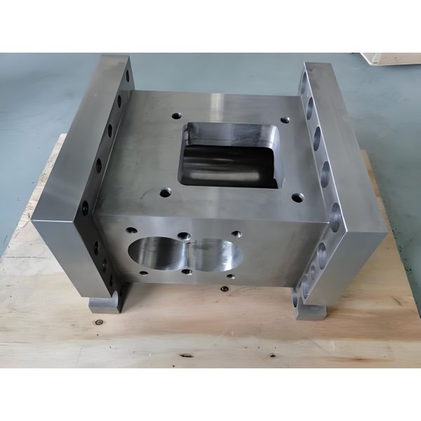 Bimetallic Overlay Twin Screw Barrel Sections for Lithium Battery Diaphragm