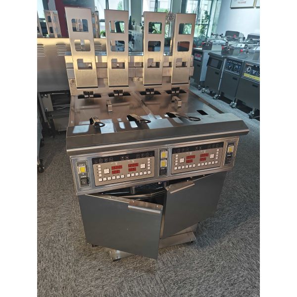 OFE-H413 Auto Lift 4 Pots 4 Baskets Digital Computer Panel With Oil Filter System 28kw Electric&Gas Open Deep Fryer
