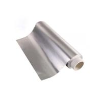 Petit pain de papier d'aluminium de ménage avec des trous 0,25 millimètres 0,05 millimètres