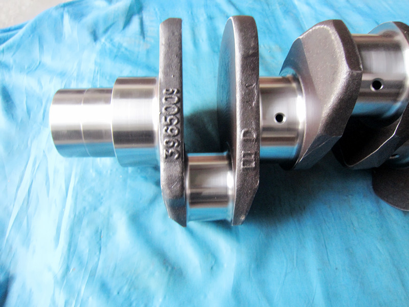 T375 / L375 Engine Cummins Crankshaft C3965010 , Cummins Engine Kits