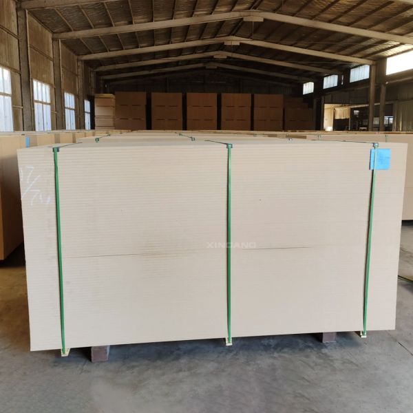 680 Density MDF Plain Board E0 Grade MDF 12mm - 25mm Fiberboard For Furniture Decoration