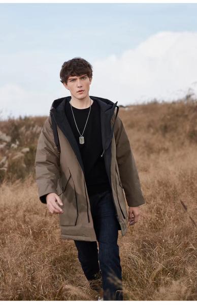 Breathable Mens Duck Down Winter Coats Thick Type With Non Detachable Hood