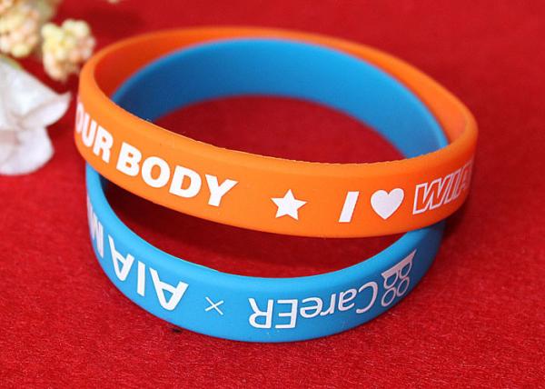 Friendship Engraved Custom Silicone Rubber Wristbands Tear Resistance