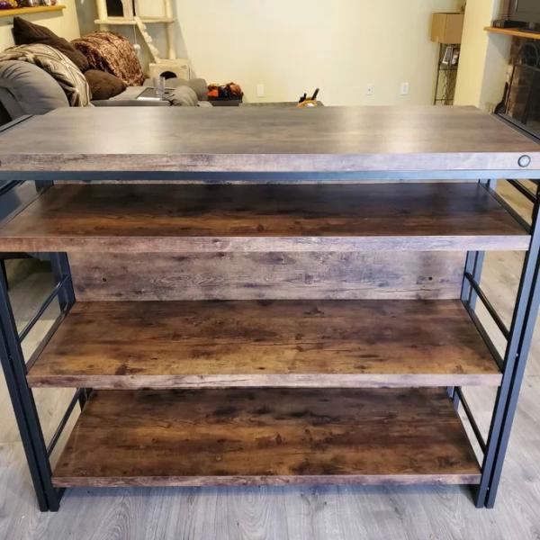 Modern Design Style Cabinet for Wine and Liquor Display in Living Room Organization