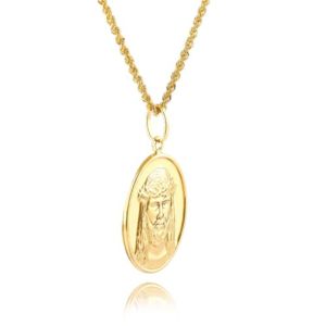 Chic Gold Necklaces From Day to Night