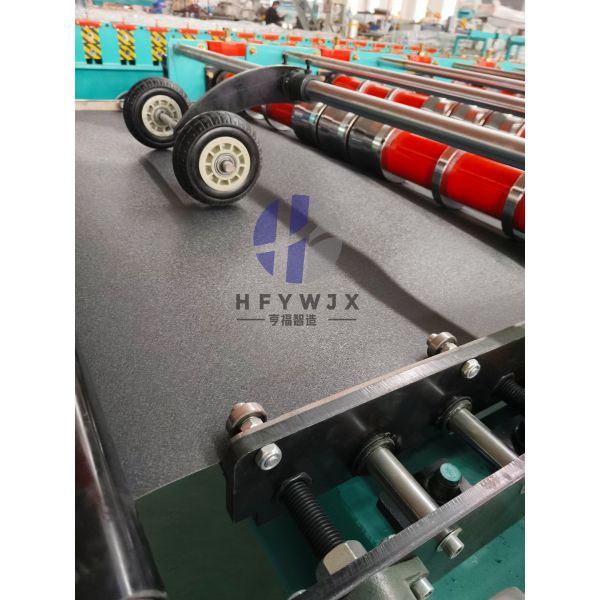 C21 Roofing Sheet Roll Forming Machine With 0.3–0.8mm PPGI Linear Guide High Precision And 23 Row