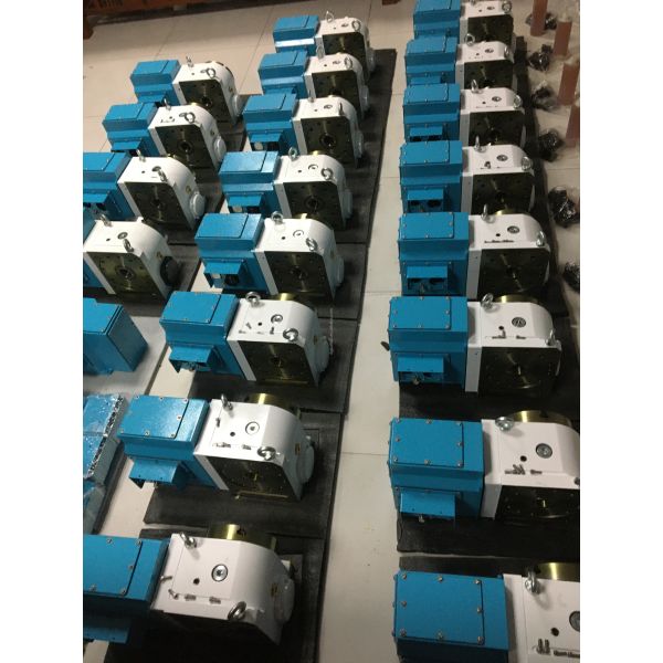 Precision 170mm 4th Axis CNC Rotary Table With Motor / Bearing Steel Construction