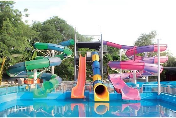 Spiral Water Park Water Slide in Swimming Pool