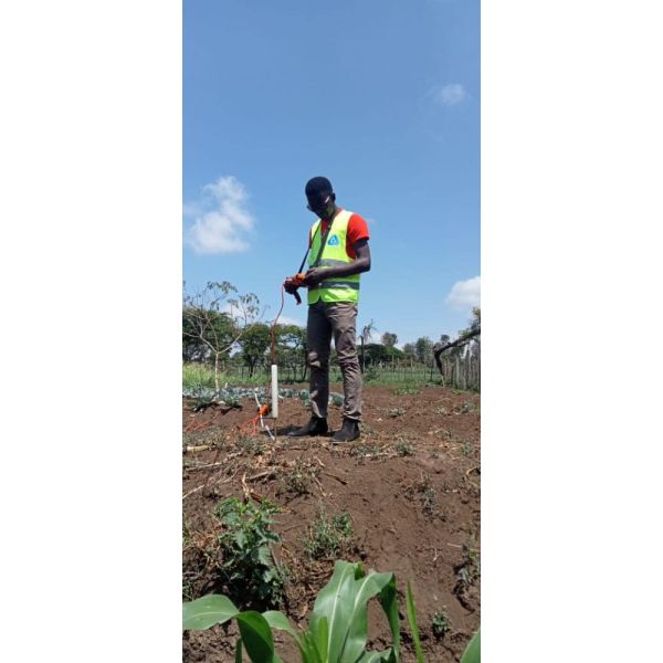 PQWT TC300 TC150 TC500 Geophysical Water Survey Machine with 0-500m Depth Multi-Frequency Underground Water Detector and Touch Screen Display