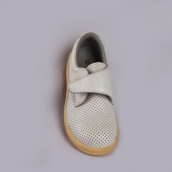 Oil Resistant Unisex Lace Up Low Cut Safety Shoes White Upper Color Leather Mesh PU Metal Eyelets
