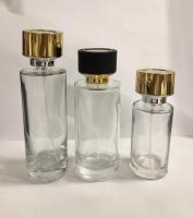 atomiseur en verre de luxe de pulvérisateur de bouteille de parfum de 30ml 50ml 100ml avec l'OEM en aluminium de chapeau
