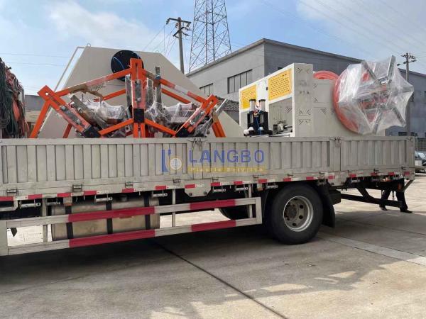 Machine à enroulement de tuyaux en PE plastique entièrement automatique pour le traitement des tuyaux en HDPE