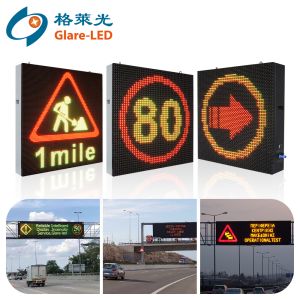 VMS LED Display with 1R1G1B Pixel Composition RS232/RS485/RJ45/GPRS/3G Communication Port and 250-300m Viewing Distance
