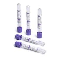 Prélèvement d'échantillons pratique avec tube K2 EDTA et autocollant