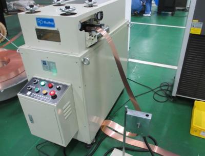 Bobina automática da imprensa que endireita a máquina de corte com o contator magnético de Japão