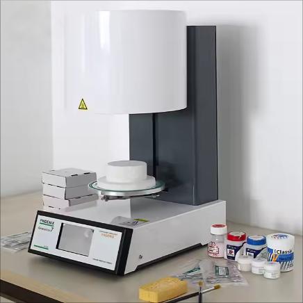 Compact Porcelain Furnace Phoenix-7 27×36×53cm with 9cm Core for Small Clinics