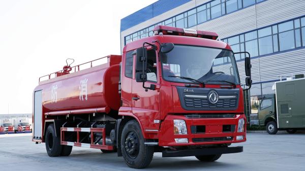 DONGFENG Fire Fighting Truck 8tons 6 Wheel 8000L Water Tank Fire Truck