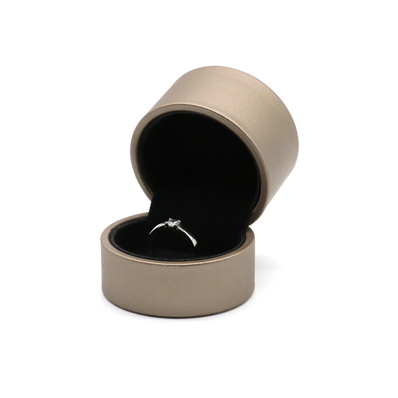 Round PU Leather Jewellery Box With Hinge Closure Storage Jewelry Gift Case