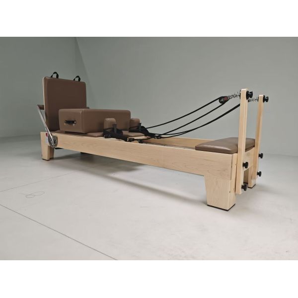 Maple Wood Frame Pilates Reformer U+PL001 with Classic Full Track Design