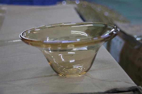 Máquina de revestimento de vidro do vácuo PVD da cor vermelha do ouro da prata do copo da eficiência elevada em Foshan