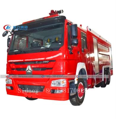 Caminhão do corpo dos bombeiros de Sinotruk Howo 6X4 para o depósito do petróleo e gás