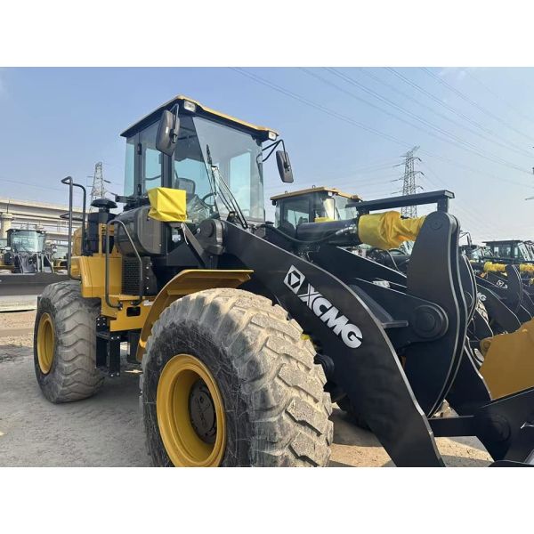 XCMG ZL50GN 5t Rated Load Wheel Loader with 162kW Rated Power and 3m³ Bucket Capacity for Road Construction