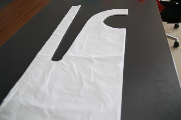 Multi Color Polythene Food Processing Aprons With Smooth Or Embossed Surface