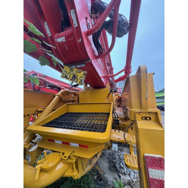 Putzmeister Concrete Pumpers 56m Reach 4 Boom Sections 14150*2500*3955mm Top Efficiency