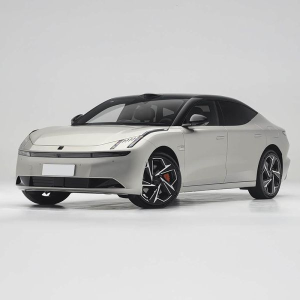 2024 Lynk&Co Z10 Four-wheel Drive Electric Sedan -702km Range 800V Fast Charging 90-110kWh Battery 580kW Motor