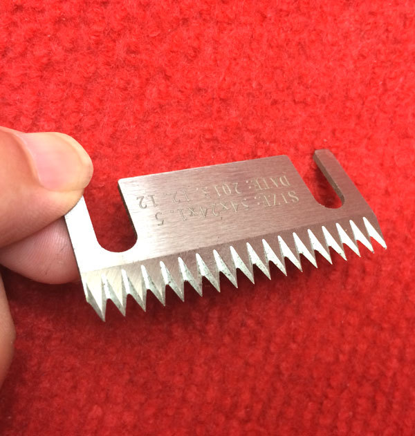 Custom Toothed Long Industrial Blade, High Wear Resistant Sharp Serrated Blade for Packaging Paper Plastic Film Cutting