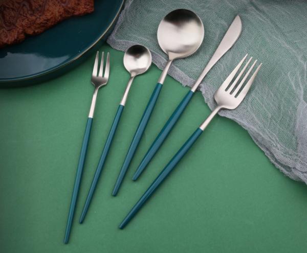 18/8 NEWTO Stainless Steel Cutlery Set Peacock Blue Color Wedding Flatware Set China Supplier