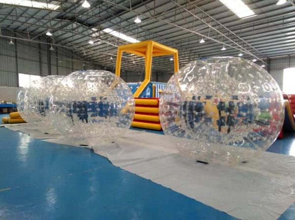 bola inflável do PVC Zorb de 1.0mm com os coxins traseiros macios