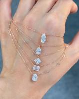 Collier en diamant de taille adulte en forme de laboratoire