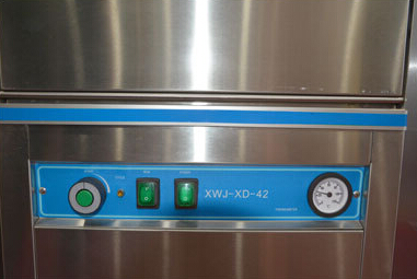 82℃ Commercial Kitchen Dishwasher 12L Water Tank Commercial Bar Glass Dishwasher