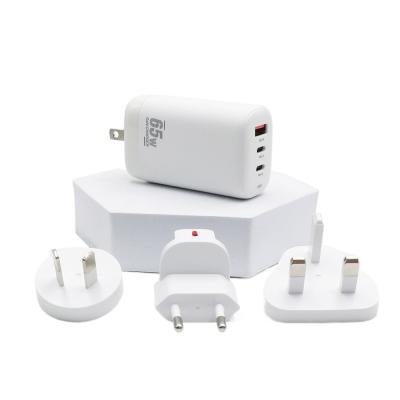 65W 3 Port Fast Charging Wall Charger USB C Type C Charger Block For Tablets Phones