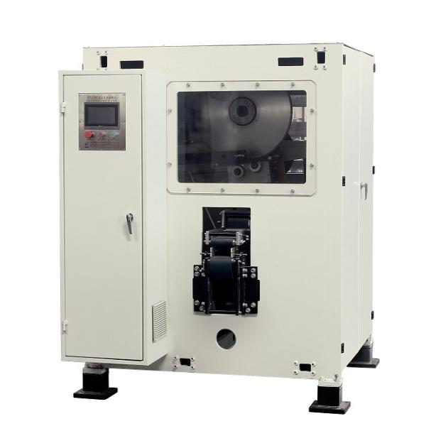 100つの切口/最低の丸太は打抜き機を見ました