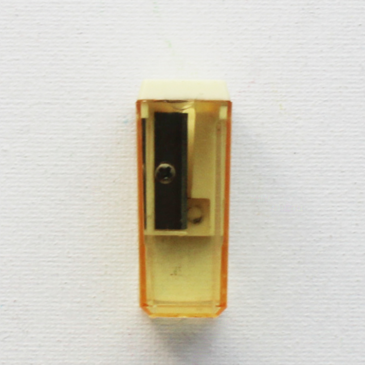 hot selling good quality candy color mini pencil sharpener for kids