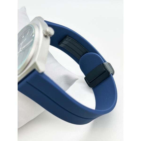 Waterproof Sports Silicon Strap Watch Luminous Trendy Mens Watches