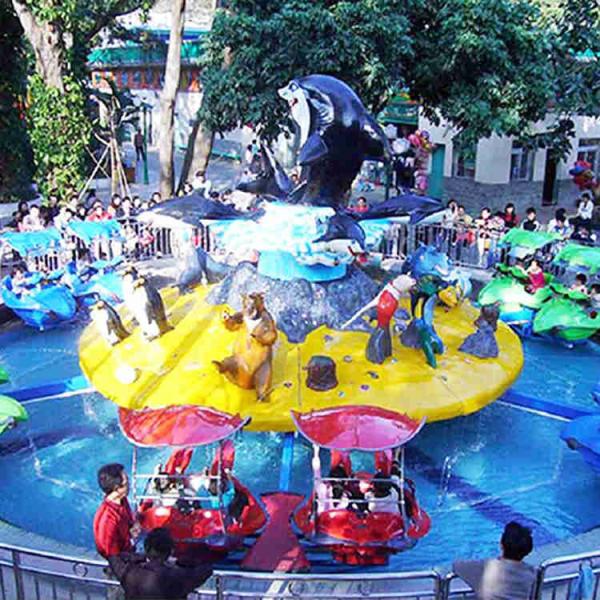 24 Riders Amusement Park Rides Shark Island Rides With Water Gun