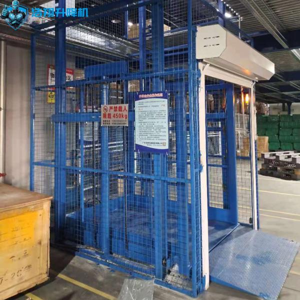 Transports manuels de marchandises verticales