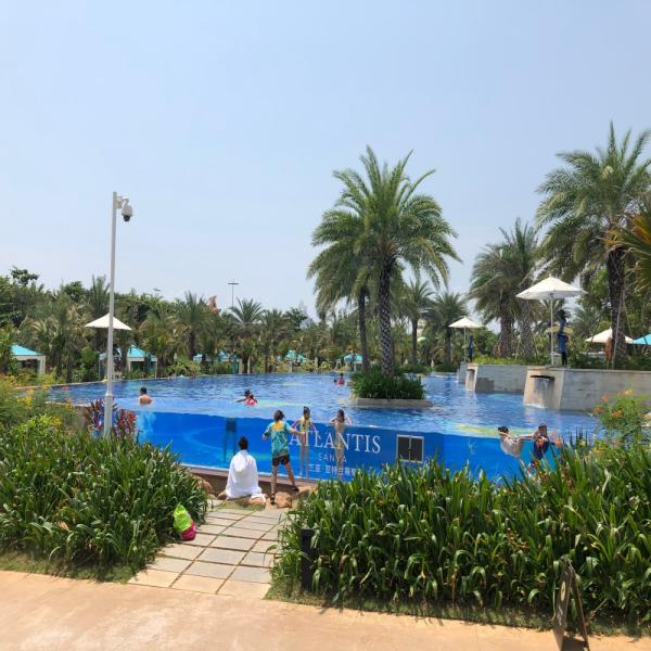 Ультрафиолетовая защита отливки толстых акриловых панелей для семейного бассейна Вилла бассейн