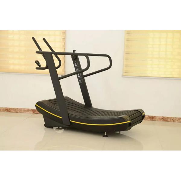 3mm Tube Commercial Curved Treadmill Gym Equipment Running Area 1500*440mm