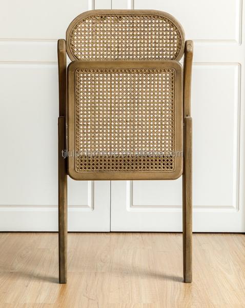 Stylish Morden Dining Fruniture Wooden Chair with Durable Rattan Seat and Back