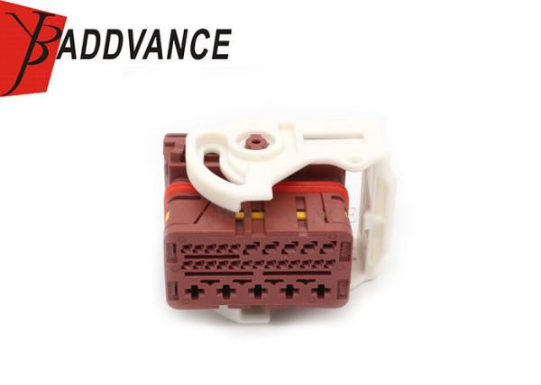 Conector plástico de 28 Pin Brown Female Sealed Electrical para a trilha