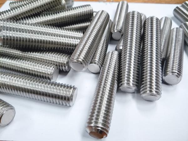 Alloy C276 UNS N10276 Nickel Alloy Fasteners Hex Bolt Stud Bolt Cold Galvanized Surface