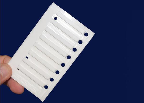 Wear Resistant Grooved Alumina Ceramic Plate 99.9% Alumina Ceramic Substrate