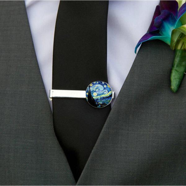 Clip de puño de camisa de metal para hombres Nudo de amor grabado Puño de puño y puño de corbata